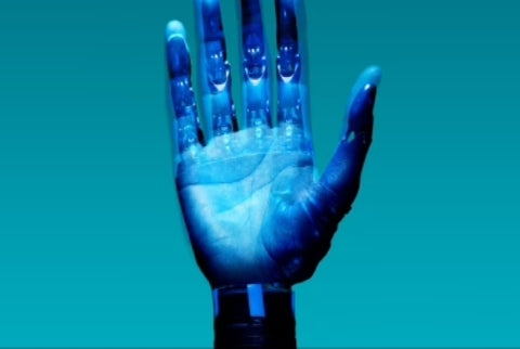 A Complete Guide to Assistive Technologies for Hand Tremors