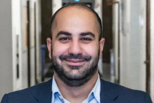 Stabilizing Tremors, One Hand at a Time  - Interview with Emile Maamary